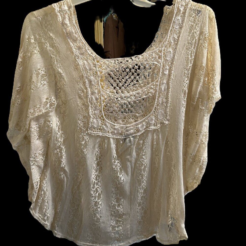 eVogues Plus Size Sheer Crochet Lace Poncho Top - Ivory - Size 2X